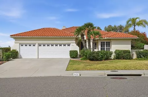 4425 Sunnyhill Dr, Carlsbad, CA 92008