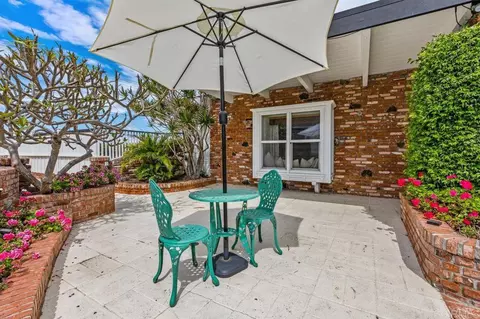 Exterior - 367 Beech Ave, Carlsbad, CA 92008 photo 4 of 10