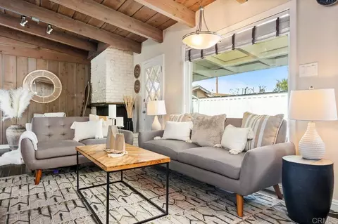 Living - 367 Beech Ave, Carlsbad, CA 92008 photo 2 of 5