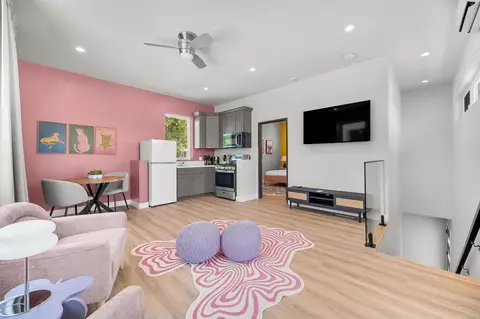 Living - 139 Almond St, Fallbrook, CA 92028 photo 7 of 8