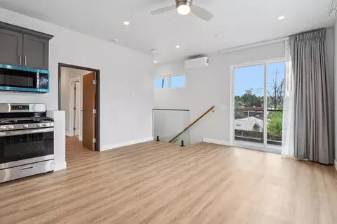 Living - 139 Almond St, Fallbrook, CA 92028 photo 4 of 6