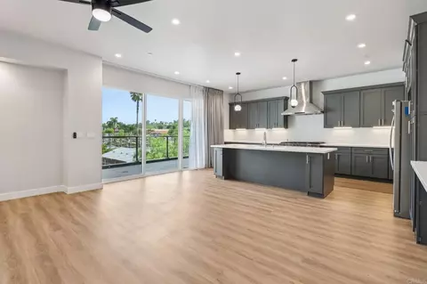 Living - 139 Almond St, Fallbrook, CA 92028 photo 3 of 6