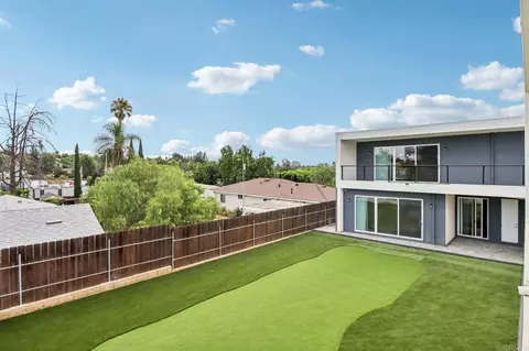 Exterior - 139 Almond St, Fallbrook, CA 92028 photo 2 of 4