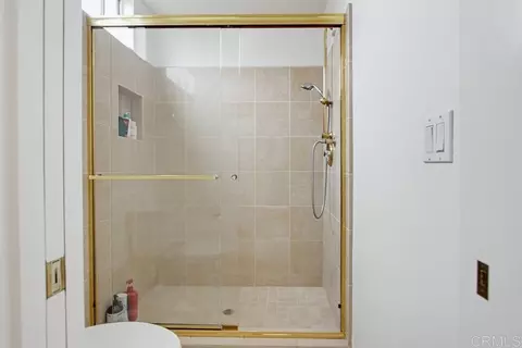 Bath - 825 Santa Hidalga, Solana Beach, CA 92075 photo 5 of 5