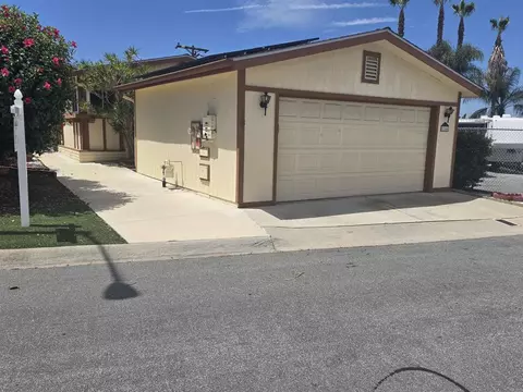 1164 Via Santa Paulo, Vista, CA 92081