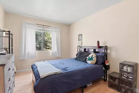 Bedroom - 1988 Arnold Way, Alpine, CA 91901 photo 1 of 3