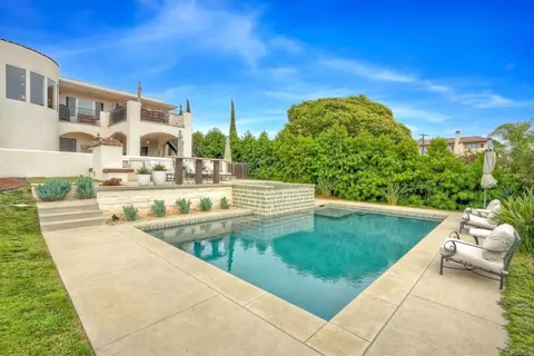 1007 Eolus Ave, Encinitas, CA 92024