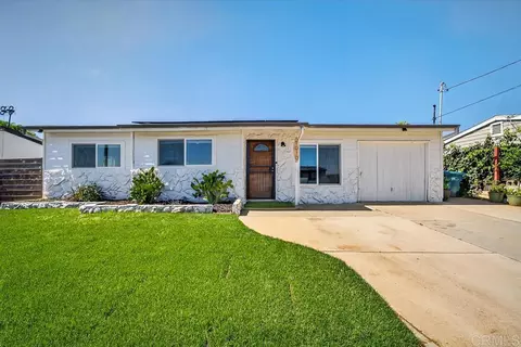 1010 San Juan St, Oceanside, CA 92058