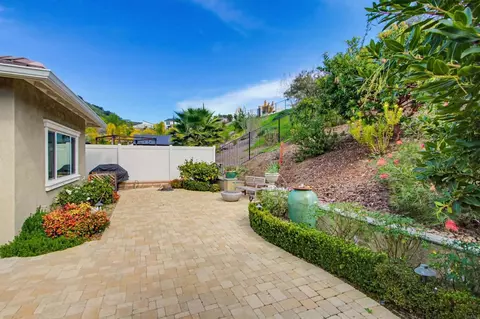 Exterior - 35647 Garrano Ln, Fallbrook, CA 92028 photo 8 of 14