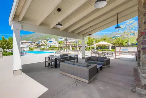 View/Area - 35647 Garrano Ln, Fallbrook, CA 92028 photo 7 of 10