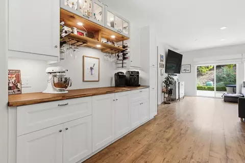 Kitchen - 35647 Garrano Ln, Fallbrook, CA 92028 photo 4 of 4