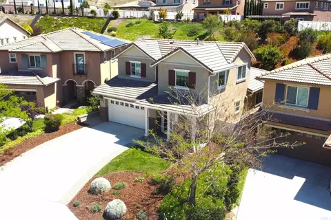 View/Area - 35647 Garrano Ln, Fallbrook, CA 92028 photo 2 of 10