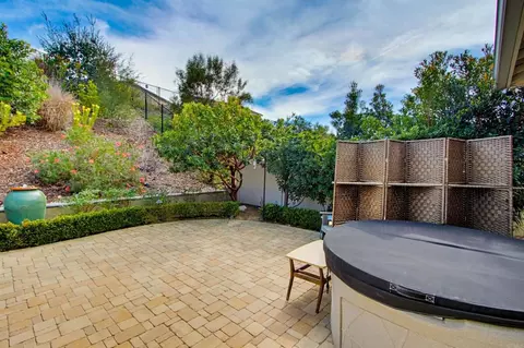 Exterior - 35647 Garrano Ln, Fallbrook, CA 92028 photo 6 of 14