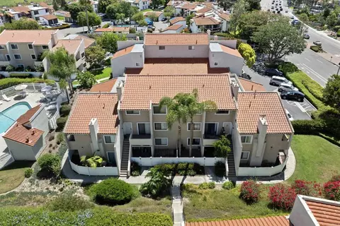 6921 Quail Pl #E, Carlsbad, CA 92009