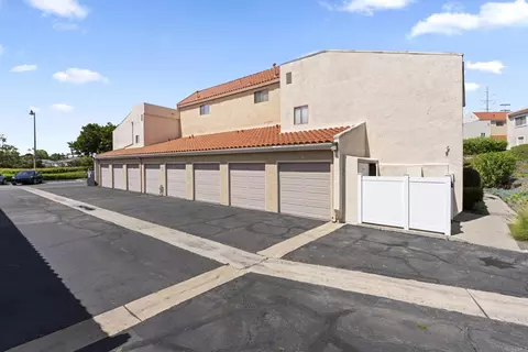 Exterior - 6921 Quail Pl #E, Carlsbad, CA 92009 photo 5 of 6