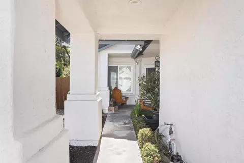 Entry Way - 1668 Avenida Guillermo, Oceanside, CA 92056 photo 1 of 5