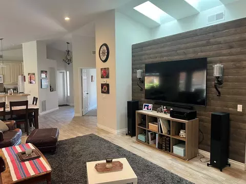 Living - 1668 Avenida Guillermo, Oceanside, CA 92056 photo 2 of 2