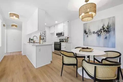 13765 Ruette Le Parc #F, Del Mar, CA 92014