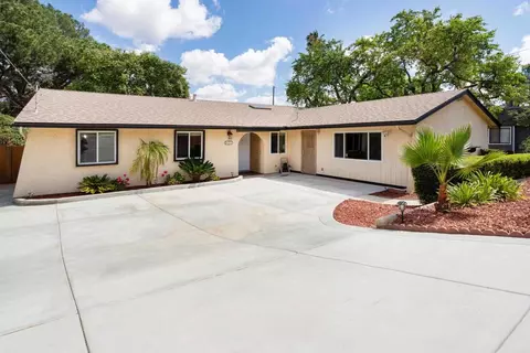 942 Cimarron, Escondido, CA 92029