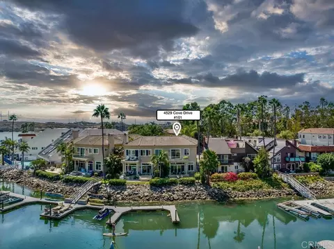 4529 Cove Dr, Carlsbad, CA 92008