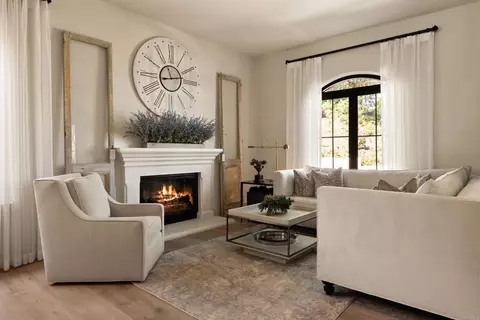 Living - 2278 Lindsey Ct, Fallbrook, CA 92028 photo 1 of 3