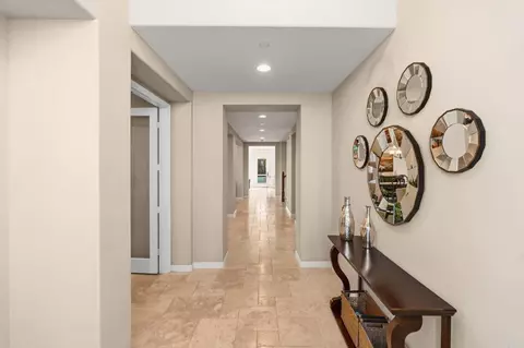 Entry Way - 809 Dolphin Cir, Encinitas, CA 92024 photo 1 of 7
