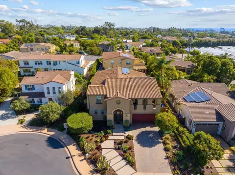 View/Area - 809 Dolphin Cir, Encinitas, CA 92024 photo 3 of 10