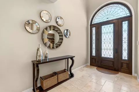 Entry Way - 809 Dolphin Cir, Encinitas, CA 92024 photo 2 of 7
