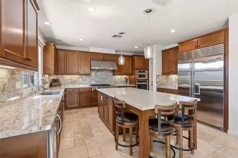 Kitchen - 809 Dolphin Cir, Encinitas, CA 92024 photo 3 of 4