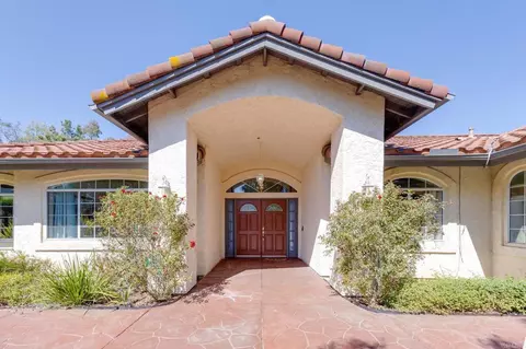 7635 Little Creek Rd, San Marcos, CA 92078