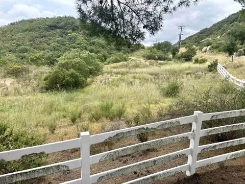 0 Mt Olympus Valley Rd, Fallbrook, CA 92028