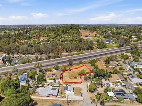 564 Rolling Hills Rd, Vista, CA 92083 photo 24