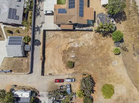 564 Rolling Hills Rd, Vista, CA 92083 photo 12