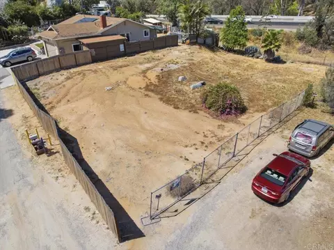 564 Rolling Hills Rd, Vista, CA 92083 photo 18