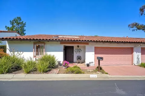1208 La Paloma Gln, Escondido, CA 92026