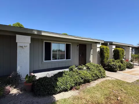 3738 Hickory Way, Oceanside, CA 92057