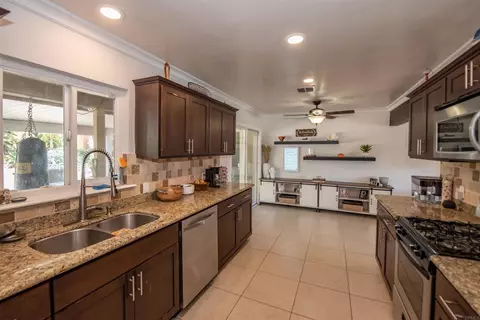 Kitchen - 2094 Thibodo Ct, Vista, CA 92081 photo 4 of 4