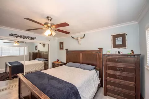 Bedroom - 2094 Thibodo Ct, Vista, CA 92081 photo 7 of 11