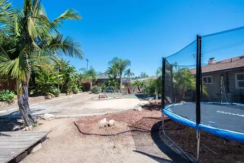 Exterior - 2094 Thibodo Ct, Vista, CA 92081 photo 5 of 13