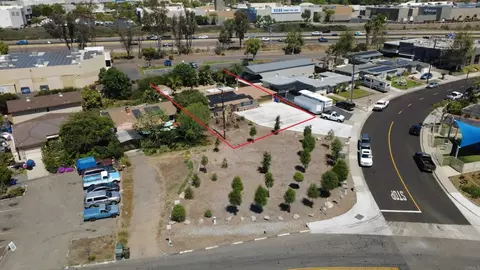 View/Area - 2094 Thibodo Ct, Vista, CA 92081 photo 4 of 4