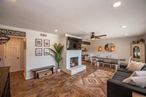 Living - 2094 Thibodo Ct, Vista, CA 92081 photo 1 of 8