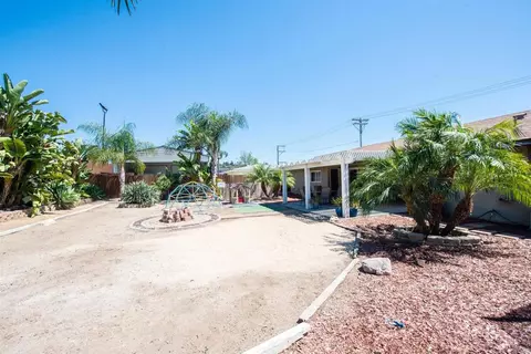 Exterior - 2094 Thibodo Ct, Vista, CA 92081 photo 6 of 13