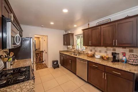 Kitchen - 2094 Thibodo Ct, Vista, CA 92081 photo 2 of 4