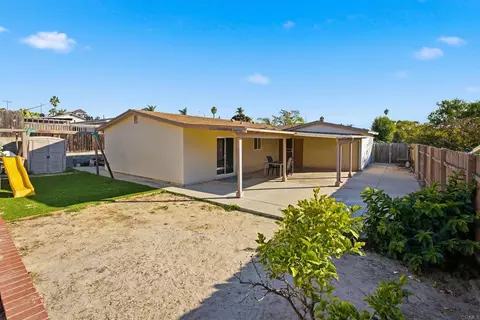 Exterior - 4062 Lewis St, Oceanside, CA 92056 photo 4 of 7