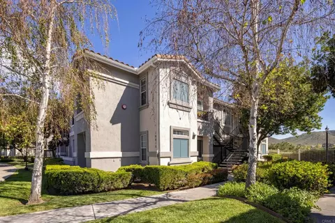 10810 Sabre Hill Dr #175, San Diego, CA 92128