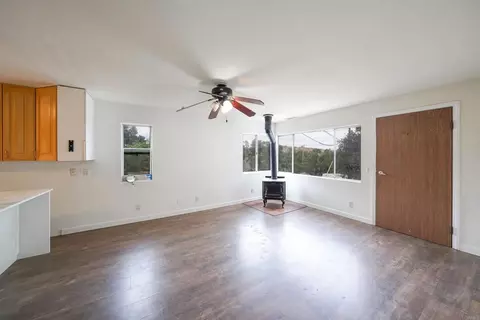 Living - 131 Ransom Hill Ln, Ramona, CA 92065 photo 2 of 4