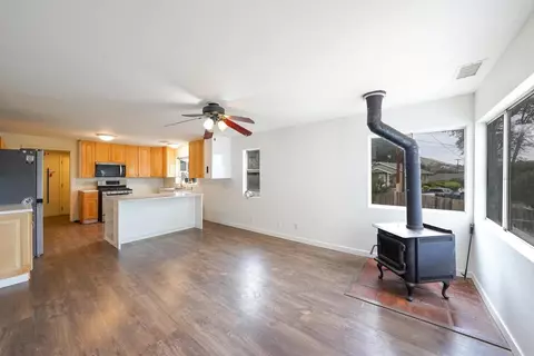Living - 131 Ransom Hill Ln, Ramona, CA 92065 photo 1 of 4