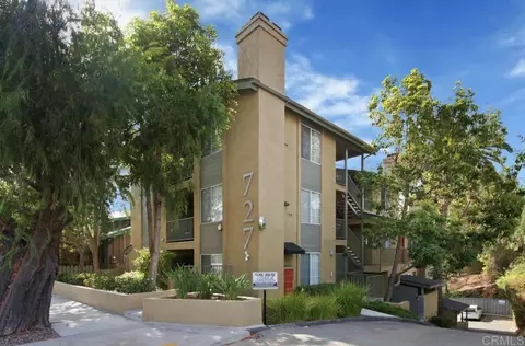 727 Robinson Ave #C, San Diego, CA 92103