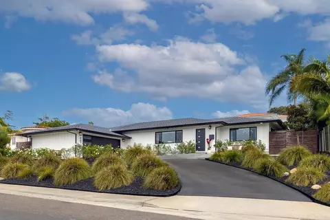 8675 Glenwick Ln, La Jolla, CA 92037