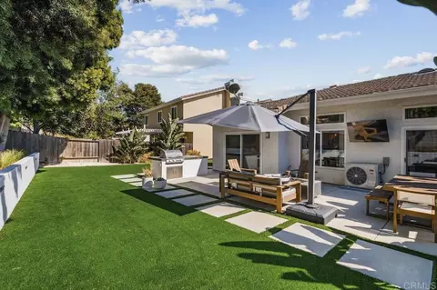 1652 Clearwater Pl, Encinitas, CA 92024